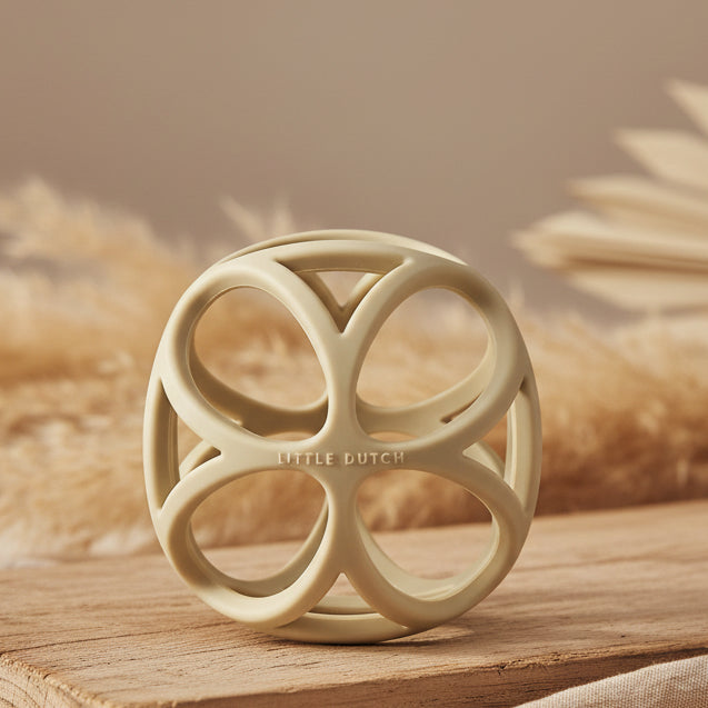 Sand Grab Ball | Little Dutch