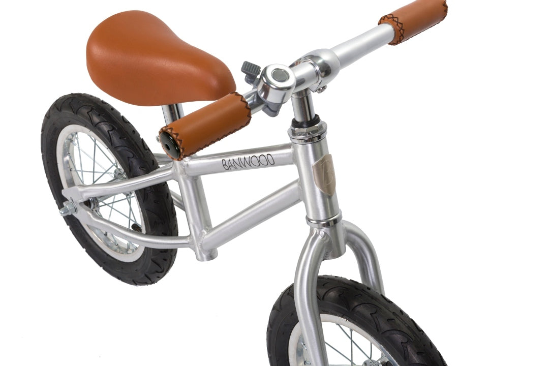 Banwood FIRST GO Laufrad Chrom 12 Zoll mit Weidenkorb