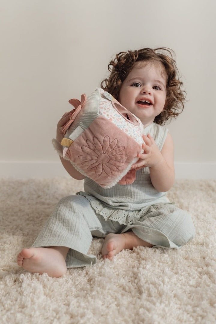 Miffy Aktivitätswürfel Lucky Blossom – Spielelemente im Detail