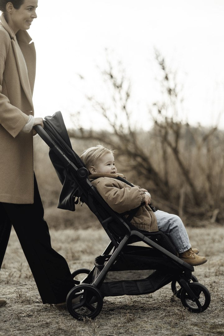 Little Dutch Buggy Comfort Grau – Ansicht mit Verdeck