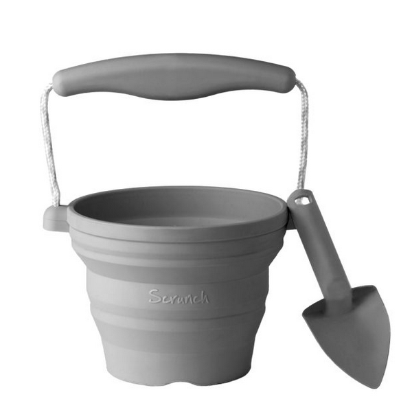 Scrunch Mini Sandspielzeug-Set Dusty Warm Grey mit Eimer und Schaufel