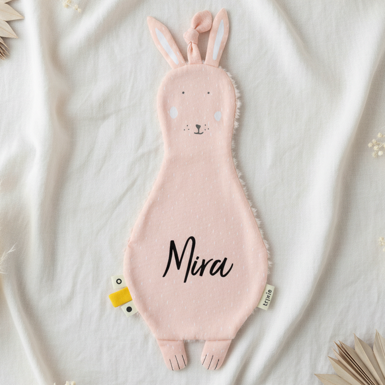 Trixie Schnuffeltuch Frau Hase – personalisierbar