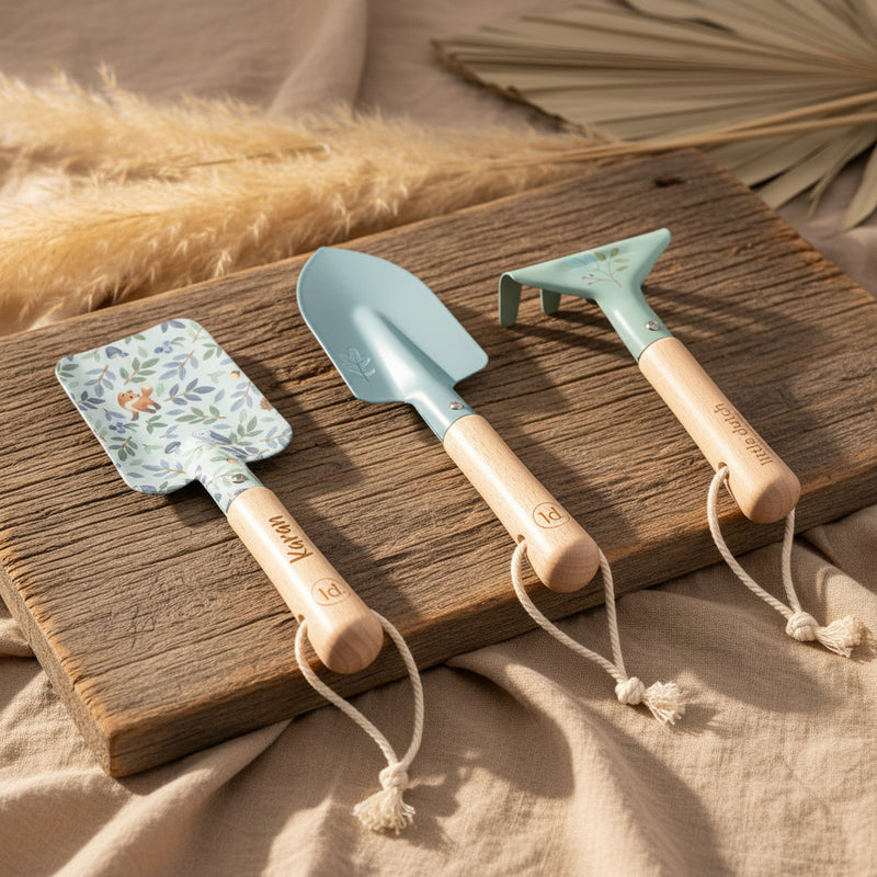 Little Dutch Gartenwerkzeug-Set Forest Friends mit zwei Schaufeln und Harke