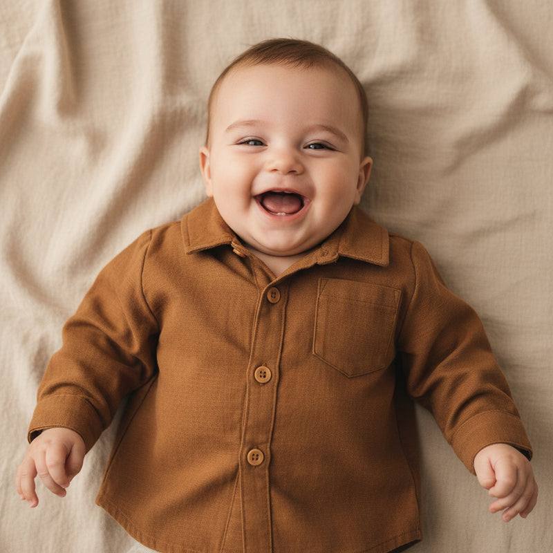 Braunes Baby-Hemd von Little Dutch aus der Kollektion Vintage Sunny Stripes