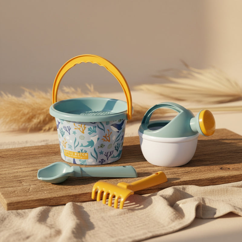 Little Dutch Strandset Ocean Dreams Blue mit Eimer, Gießkanne, Rechen, Schaufel und Sieb