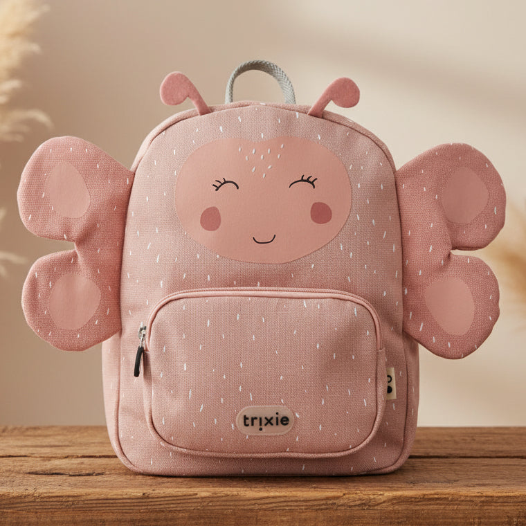 Trixie Rucksack Frau Schmetterling – ohne Namensaufdruck in einer Szene