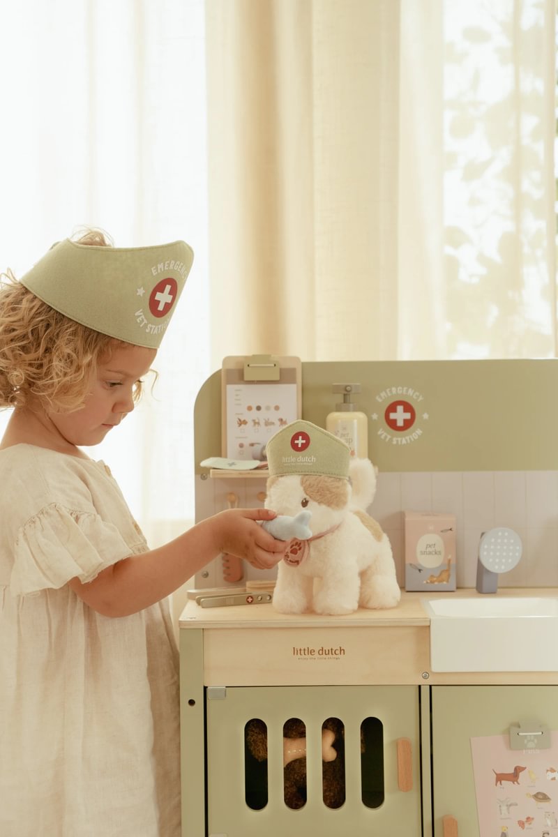 Holz-Tierarztpraxis von Little Dutch – weitere Produktansicht