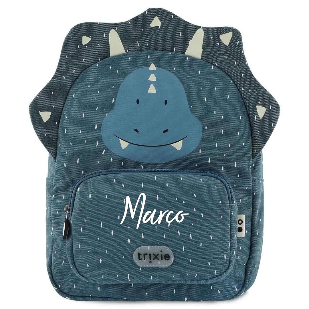 Trixie Rucksack Herr Triceratops – Frontansicht mit aufgedrucktem Namen