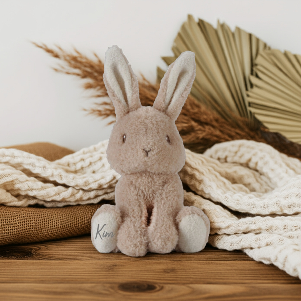 Doudou bébé Lapin 15 cm – personnalisable | Little Dutch