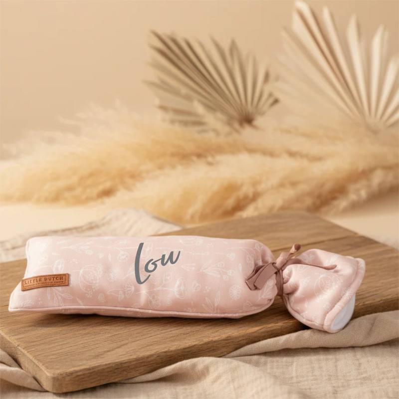 Personalisierter Wärmflaschenbezug Wild Flowers Pink mit Namen