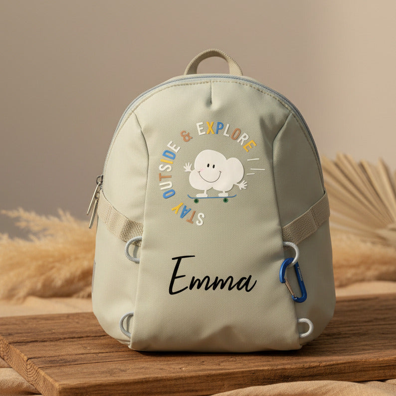 Lässig Tiny Outdoor Kindergartenrucksack Wolken Khaki 3,5 L – personalisierbar
