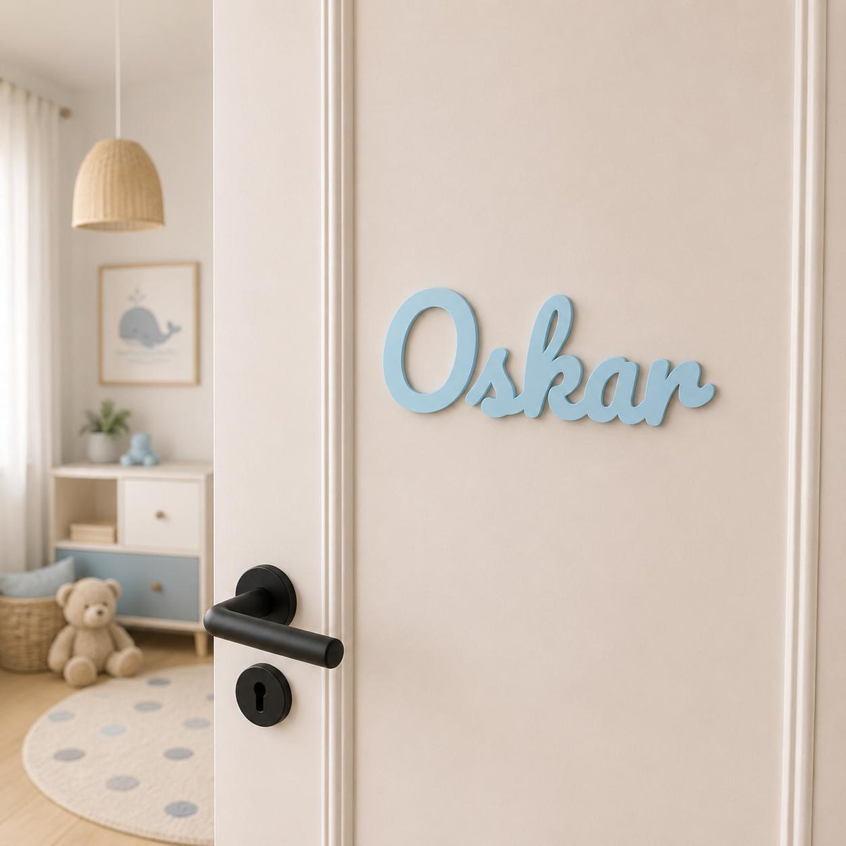 Personalisiertes Türschild in Hellblau mit dem Namen Marie – individuelles 3D-Namensschild aus PLA fürs Kinderzimmer