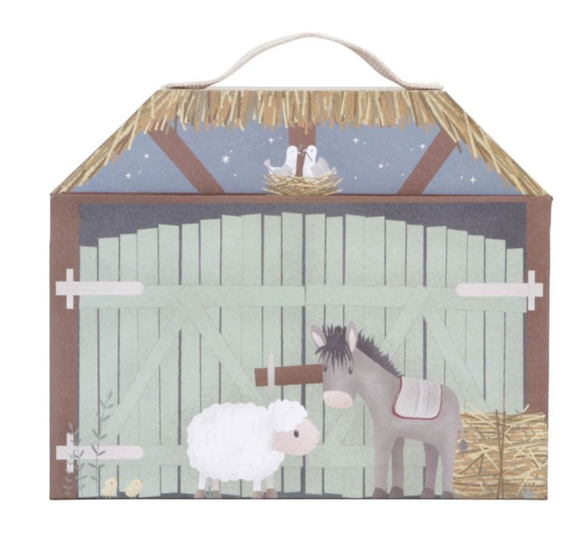 Personalisierte Weihnachtskrippe aus Holz als Krippenspiel und Geschenk zu Weihnachten